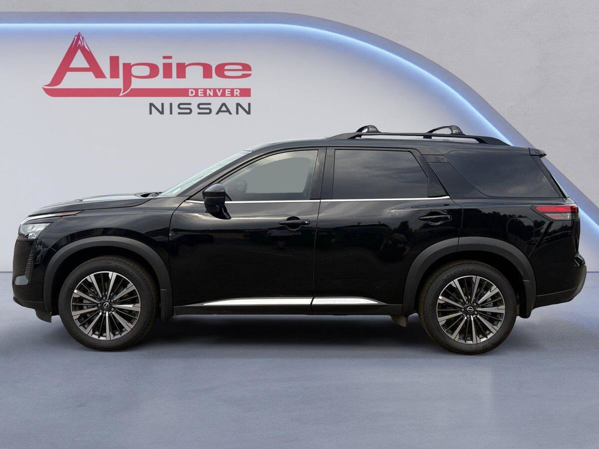 New 2026 Nissan Pathfinder Platinum AWD/4WD image 2