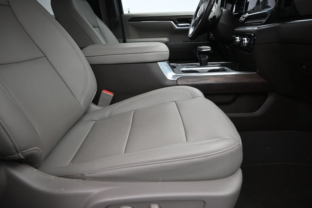 Used 2024 GMC Sierra 1500 SLT AWD/4WD image 27