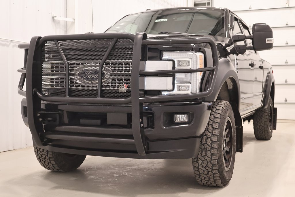 Used 2017 Ford F250 Platinum w/ Platinum Ultimate Package image 5