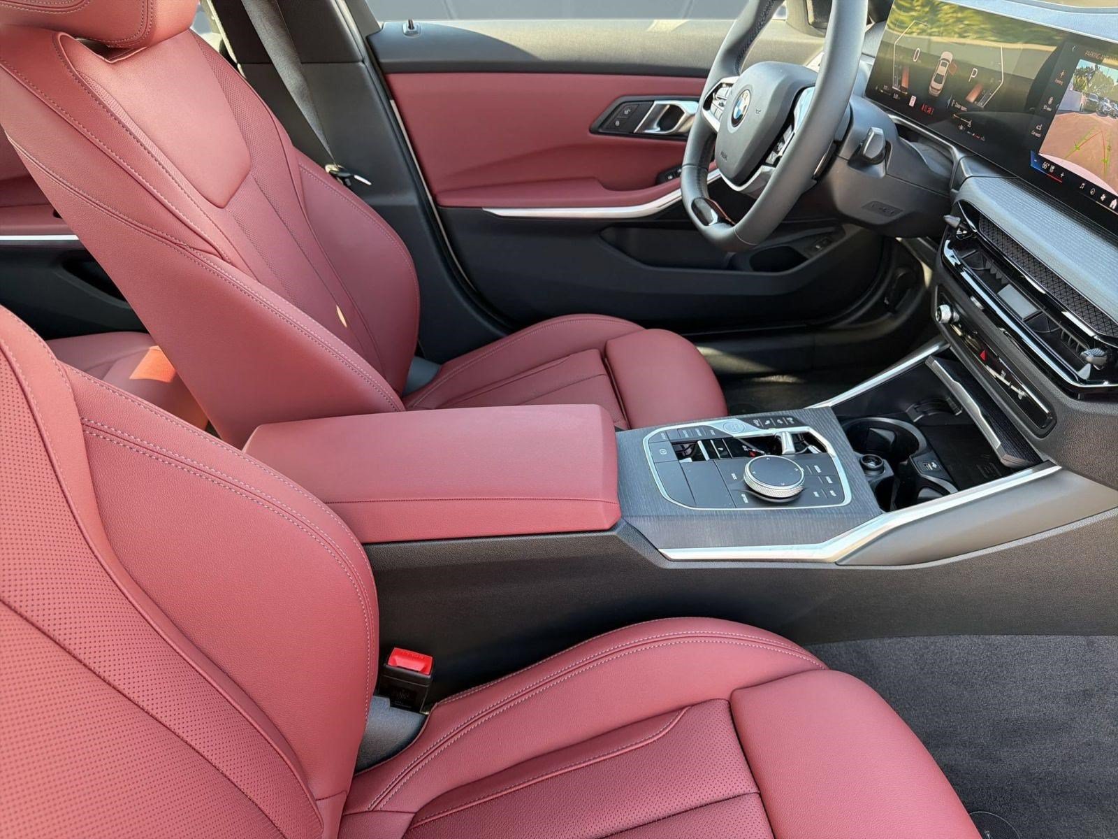 Used 2026 BMW 330i Sedan w/ Premium Package RWD image 24