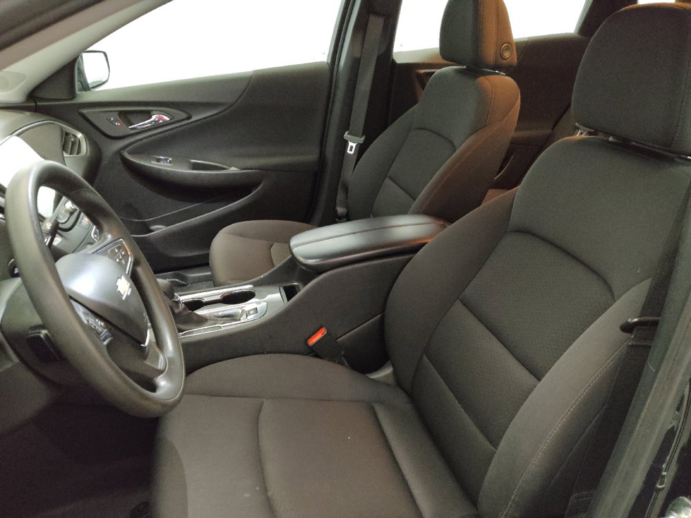 Used 2023 Chevrolet Malibu LT w/ Driver Confidence Package FWD image 17
