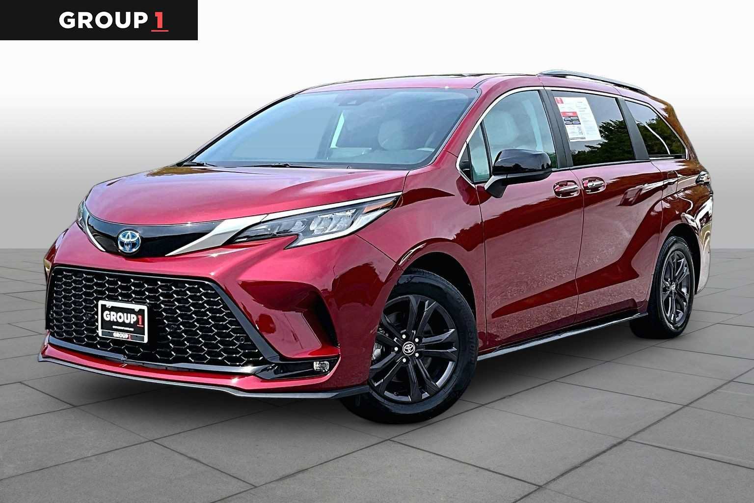 Used 2024 Toyota Sienna XSE w/ XSE Plus Package