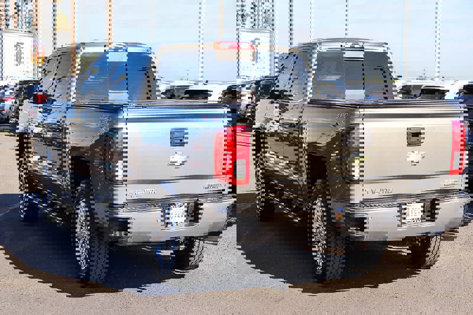 Used 2017 Chevrolet Silverado 1500 High Country image 7