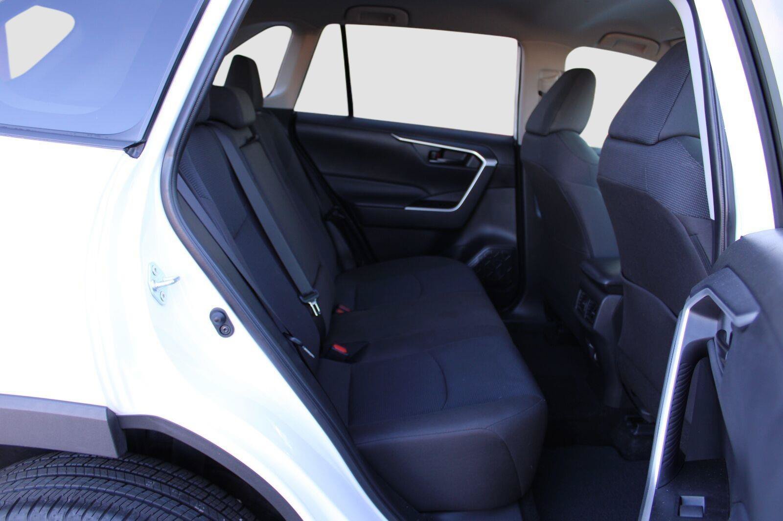 Certified 2024 Toyota RAV4 LE AWD/4WD image 37
