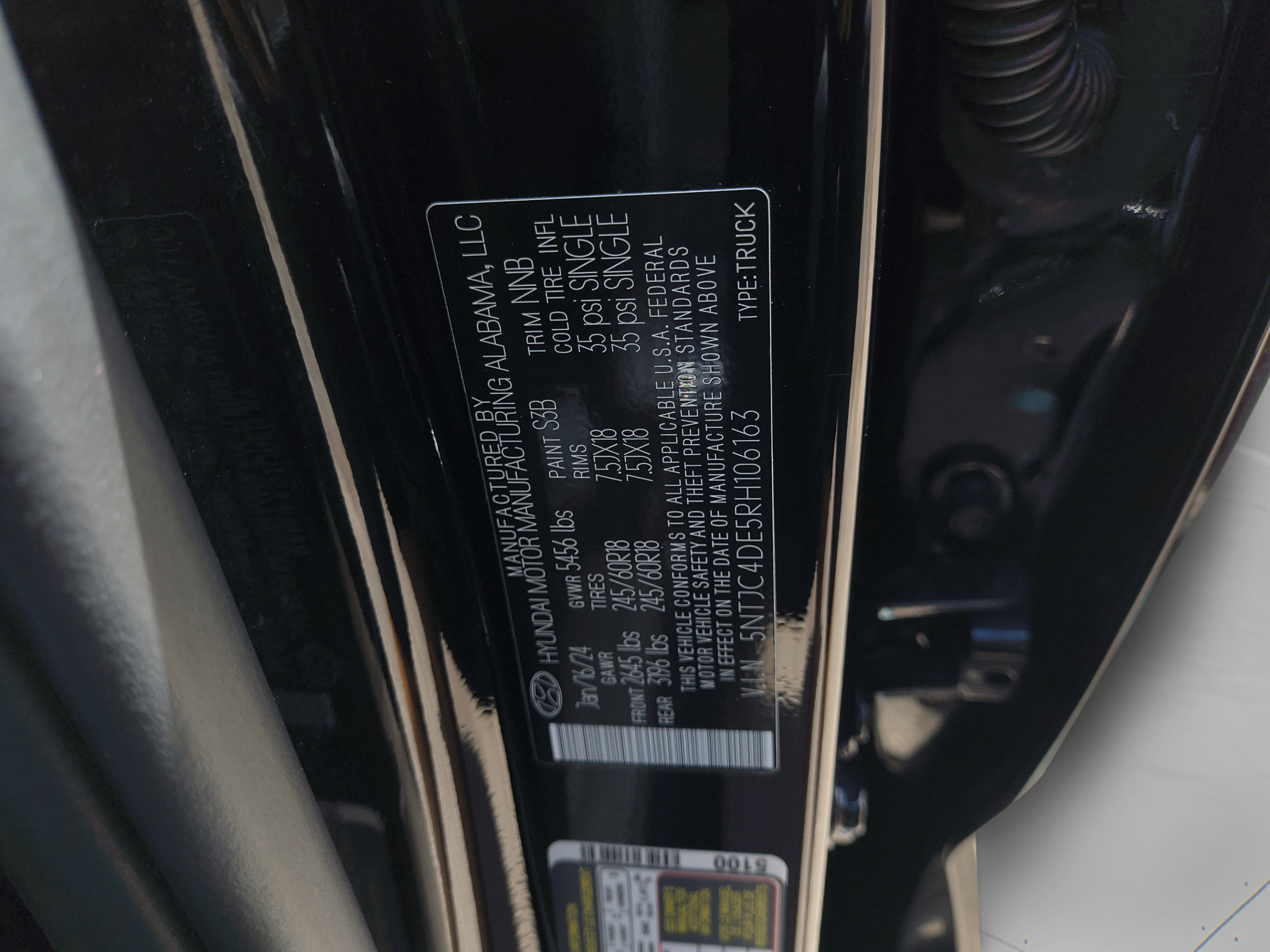 Used 2024 Hyundai Santa Cruz SEL w/ Activity Package FWD image 34