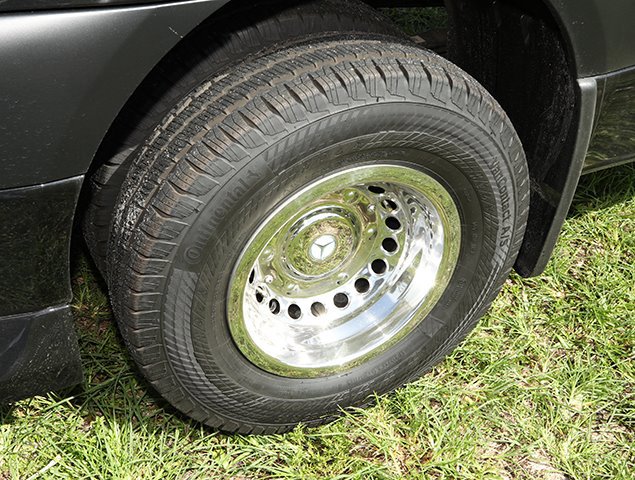 Used 2024 Mercedes-Benz Sprinter 3500 image 29