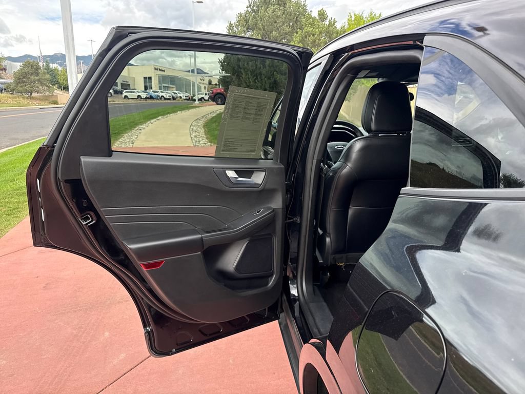 Used 2024 Ford Escape ST-Line AWD/4WD image 19