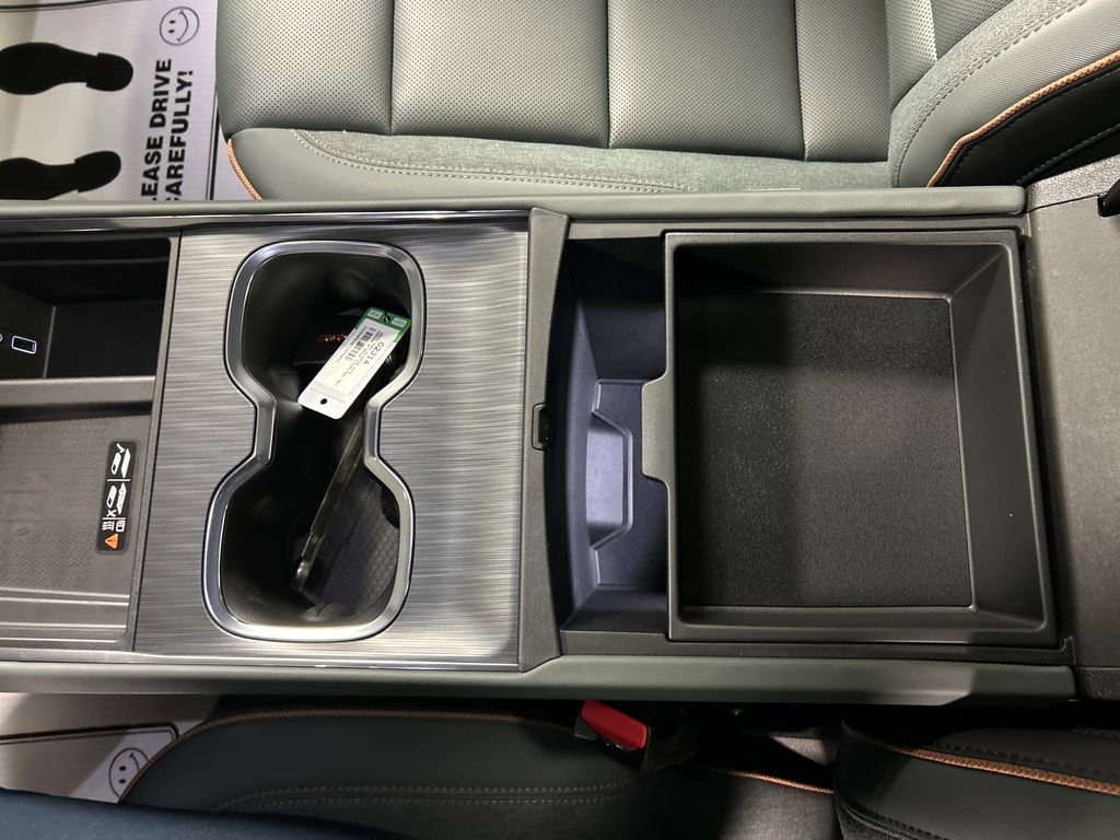 New 2026 GMC Acadia AT4 image 18