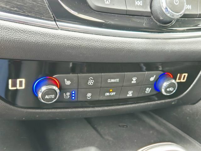 Used 2019 Buick Enclave Avenir AWD/4WD image 30