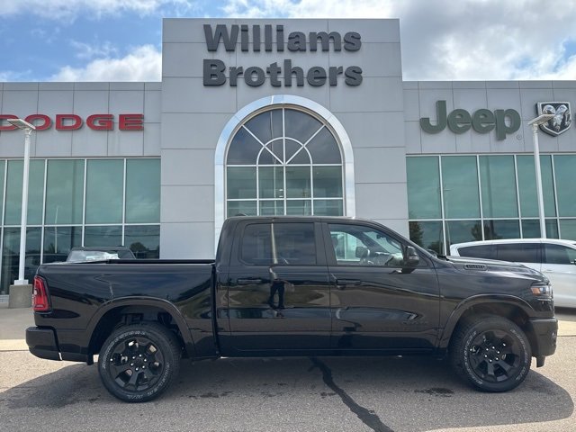 New 2026 RAM 1500 4x4 Crew Cab image 5