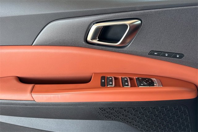 New 2026 Kia Carnival EX image 12