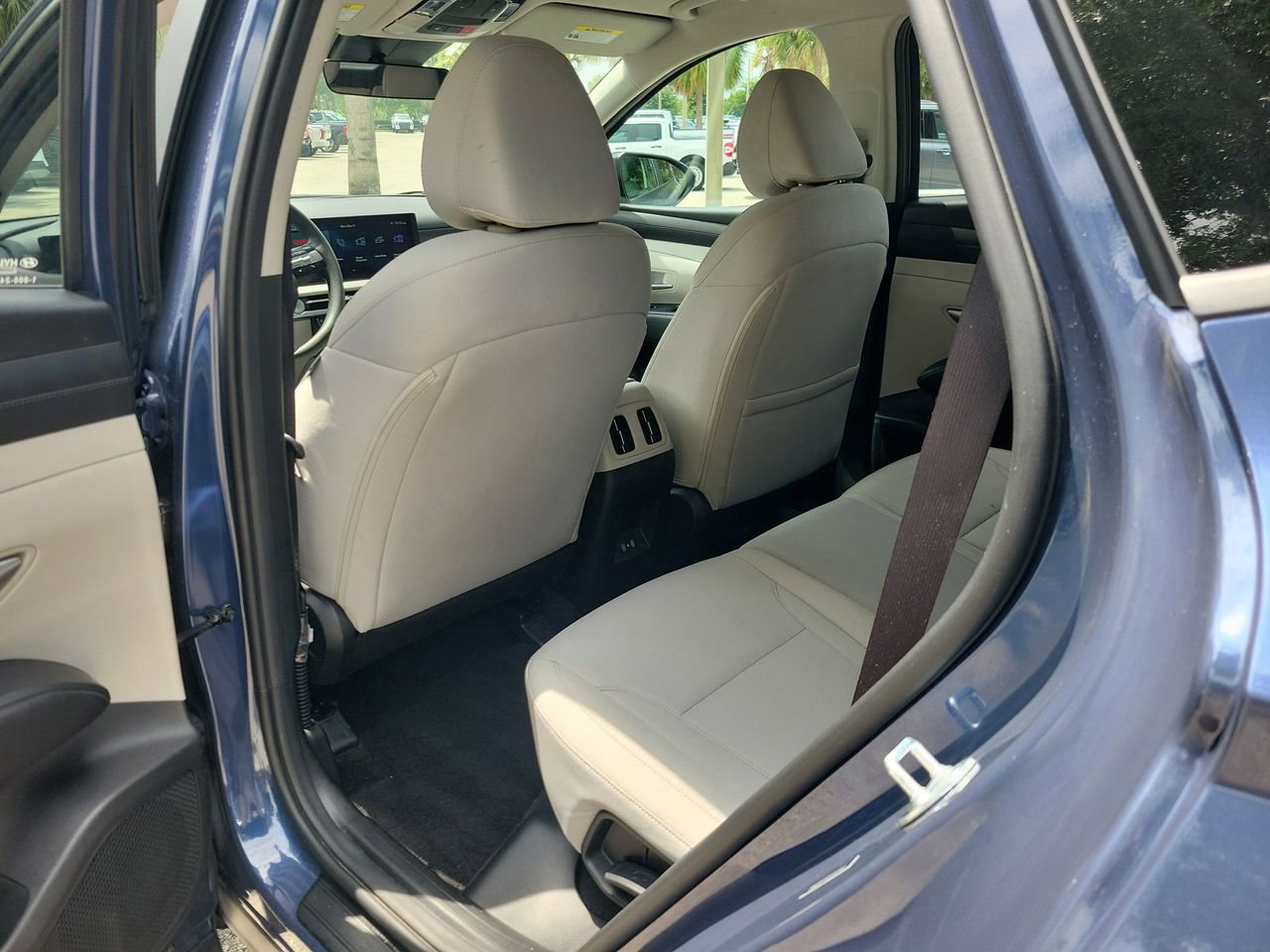 Used 2025 Hyundai Tucson SEL FWD image 9