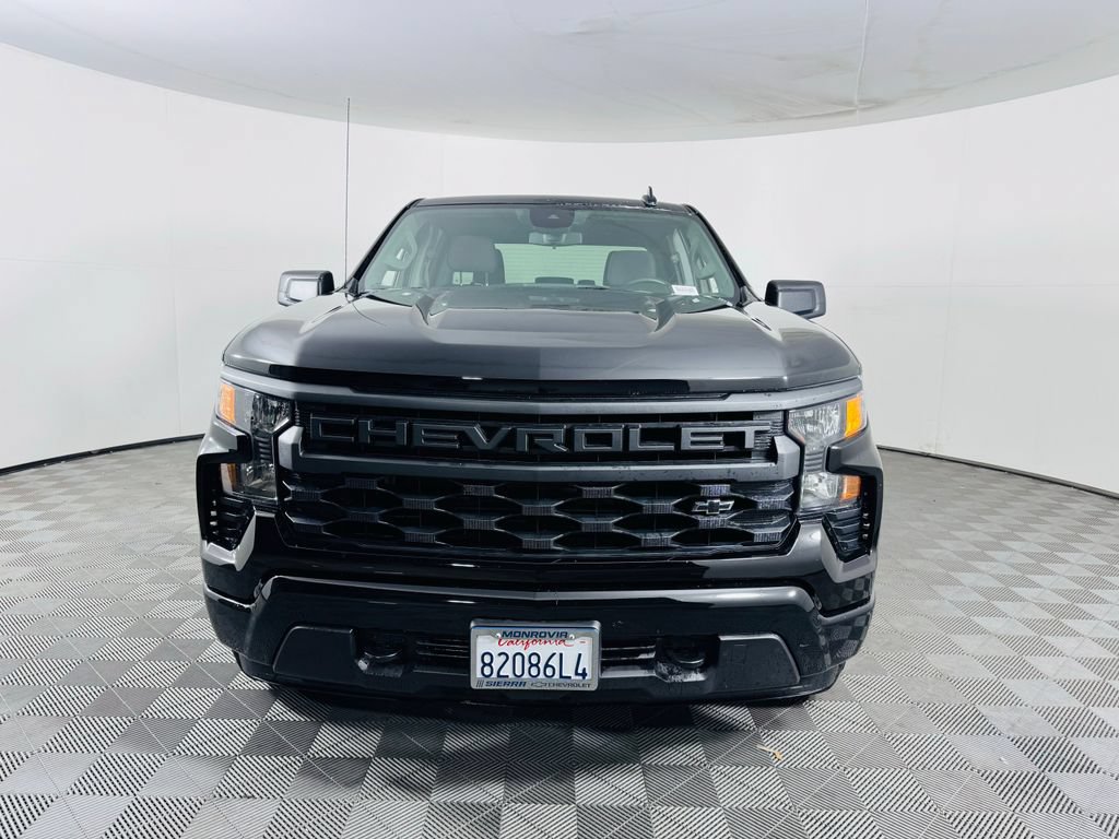 Used 2026 Chevrolet Silverado 1500 Custom RWD image 3