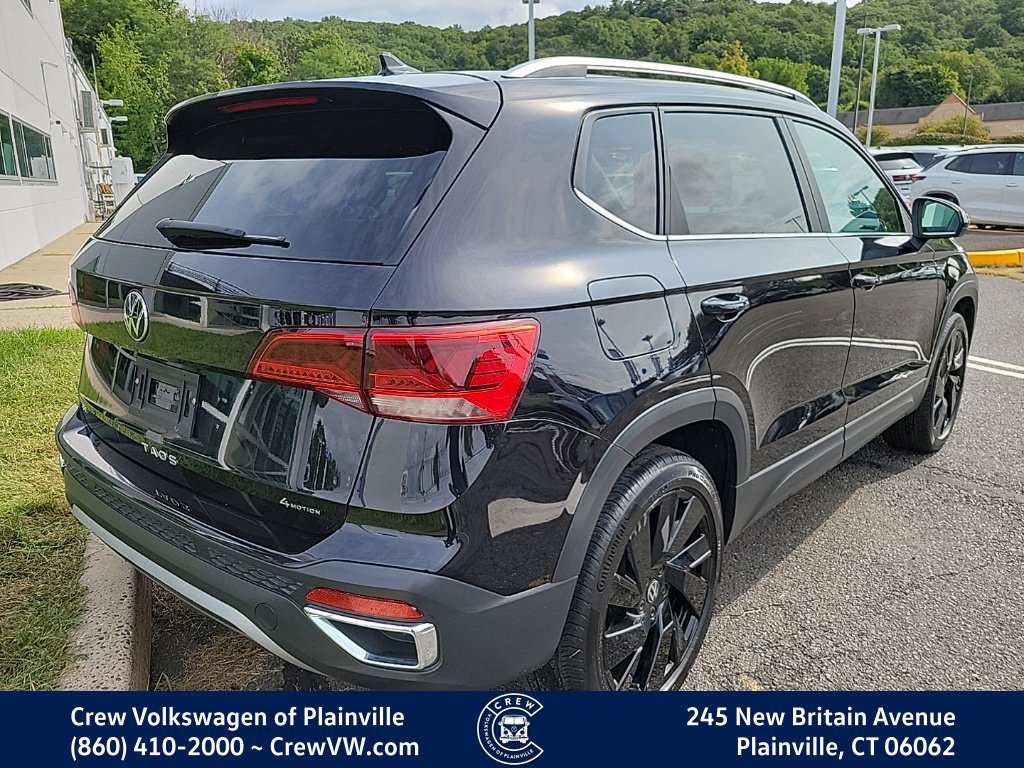 Certified 2023 Volkswagen Taos SE w/ Black Wheel Package AWD/4WD image 3