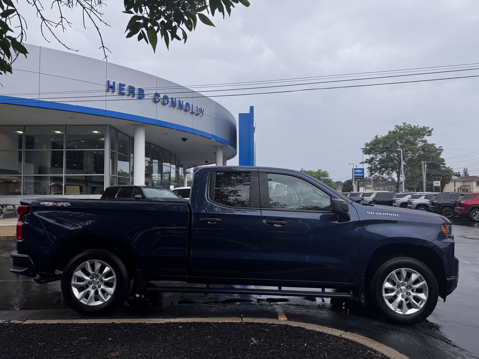 Certified 2021 Chevrolet Silverado 1500 Custom AWD/4WD image 8