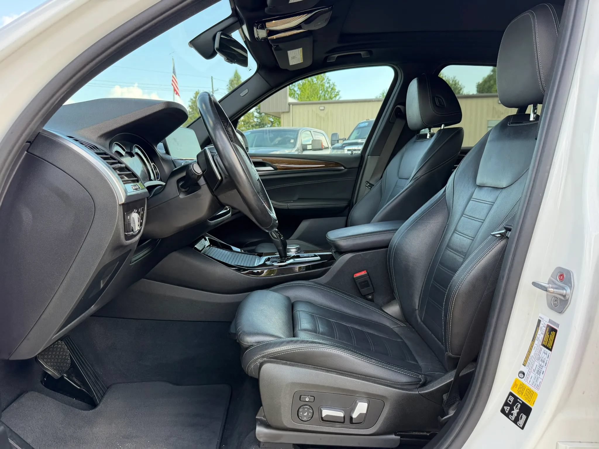 Used 2018 BMW X3 xDrive30i AWD/4WD image 10