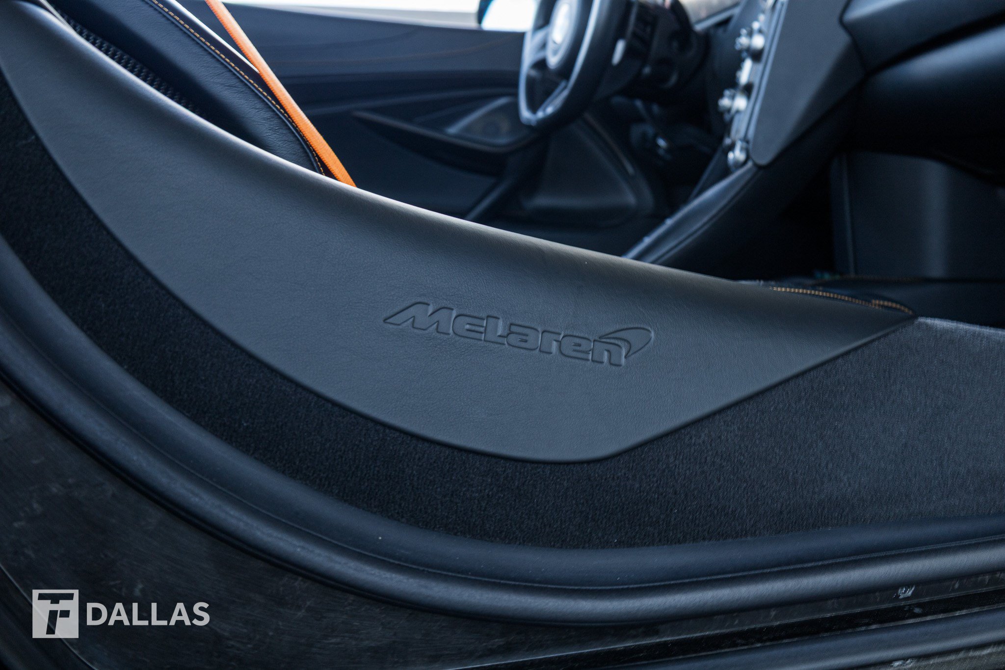 Used 2022 McLaren 765LT RWD image 35