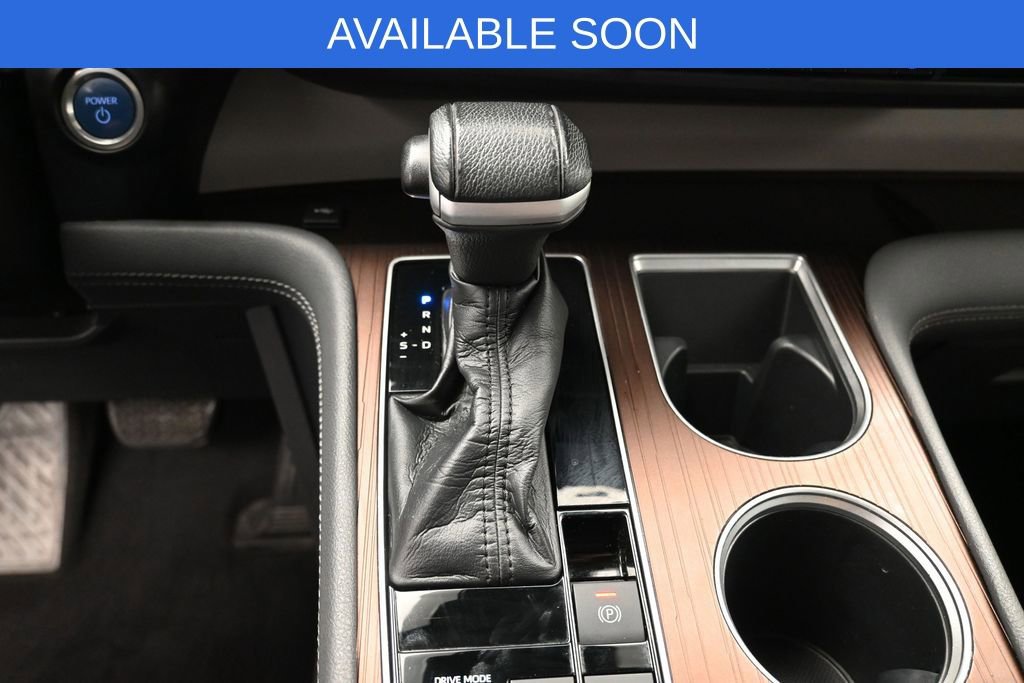 Certified 2021 Toyota Sienna XLE FWD image 24