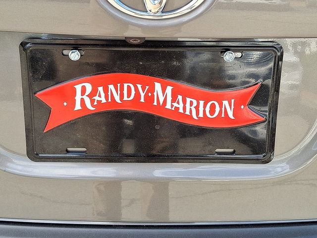 Used 2018 Toyota Corolla XSE image 27