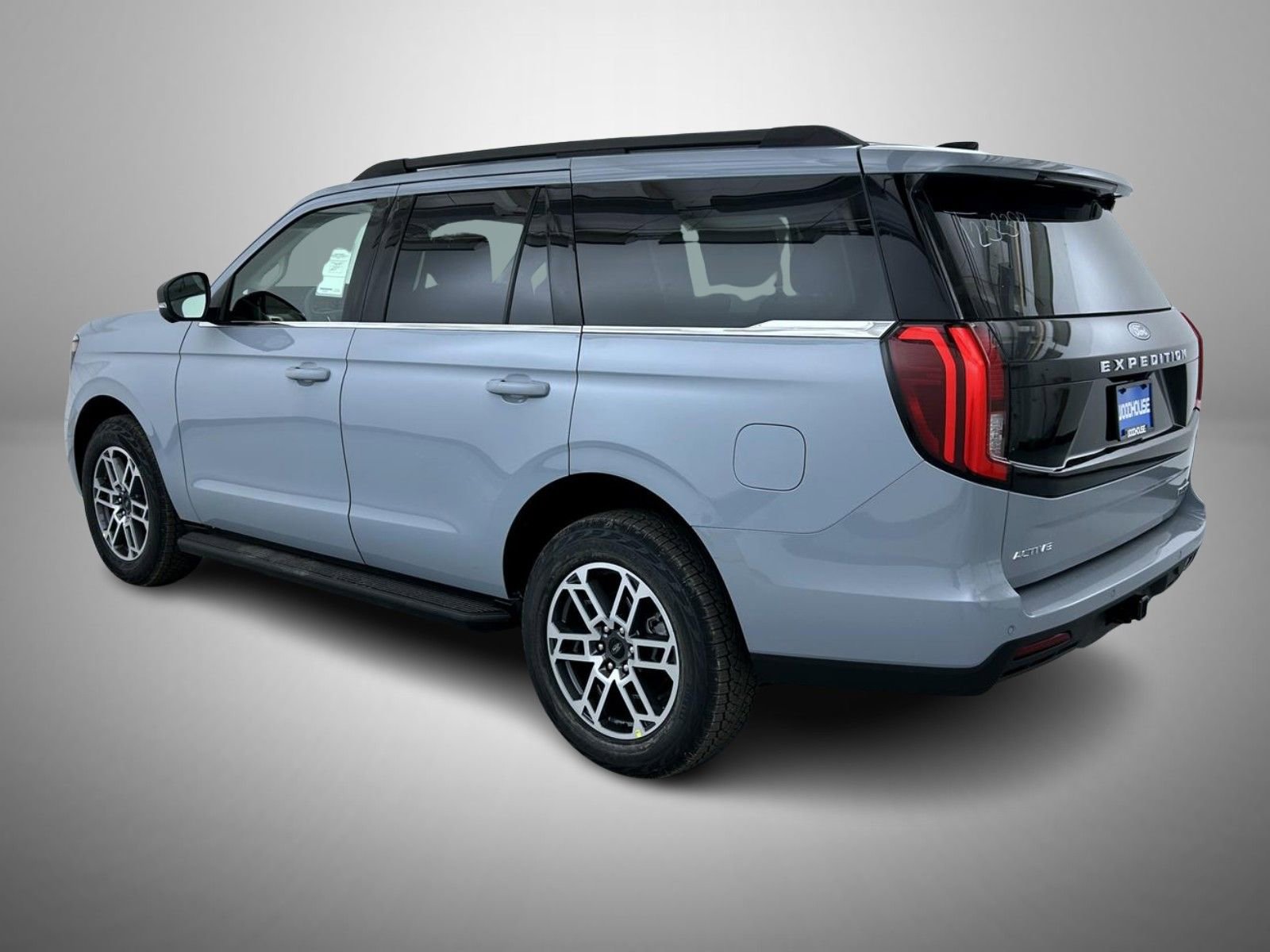 New 2025 Ford Expedition Active image 7