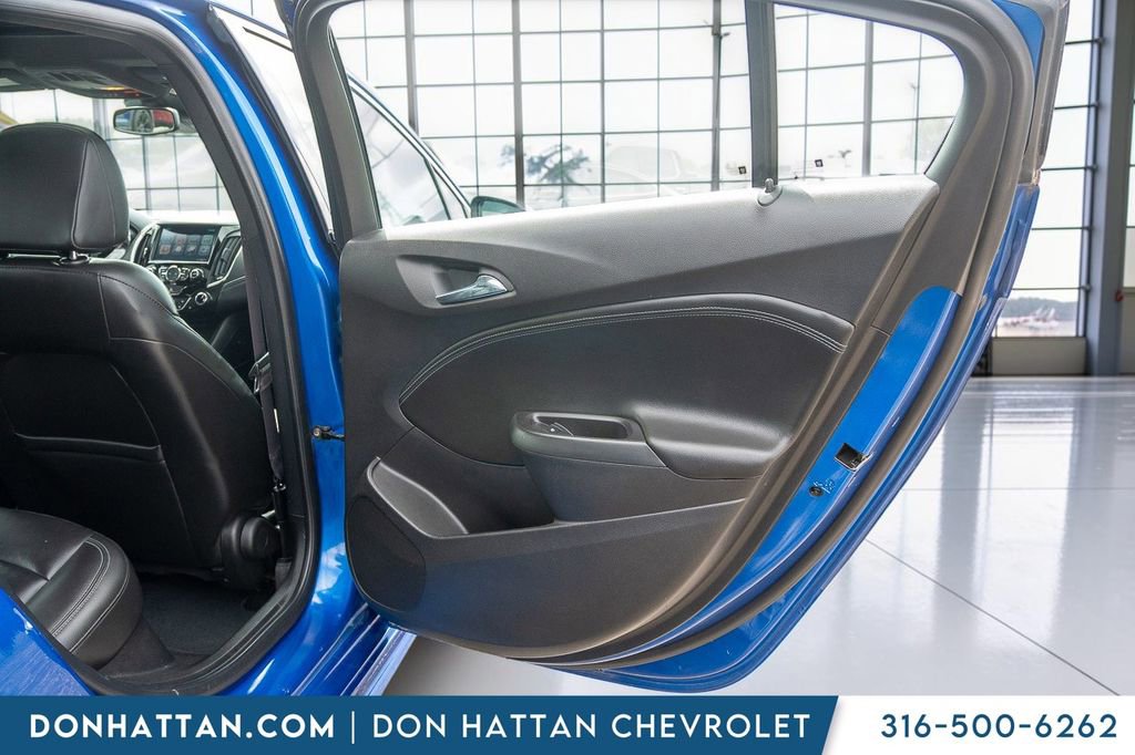 Used 2017 Chevrolet Cruze Premier FWD image 23