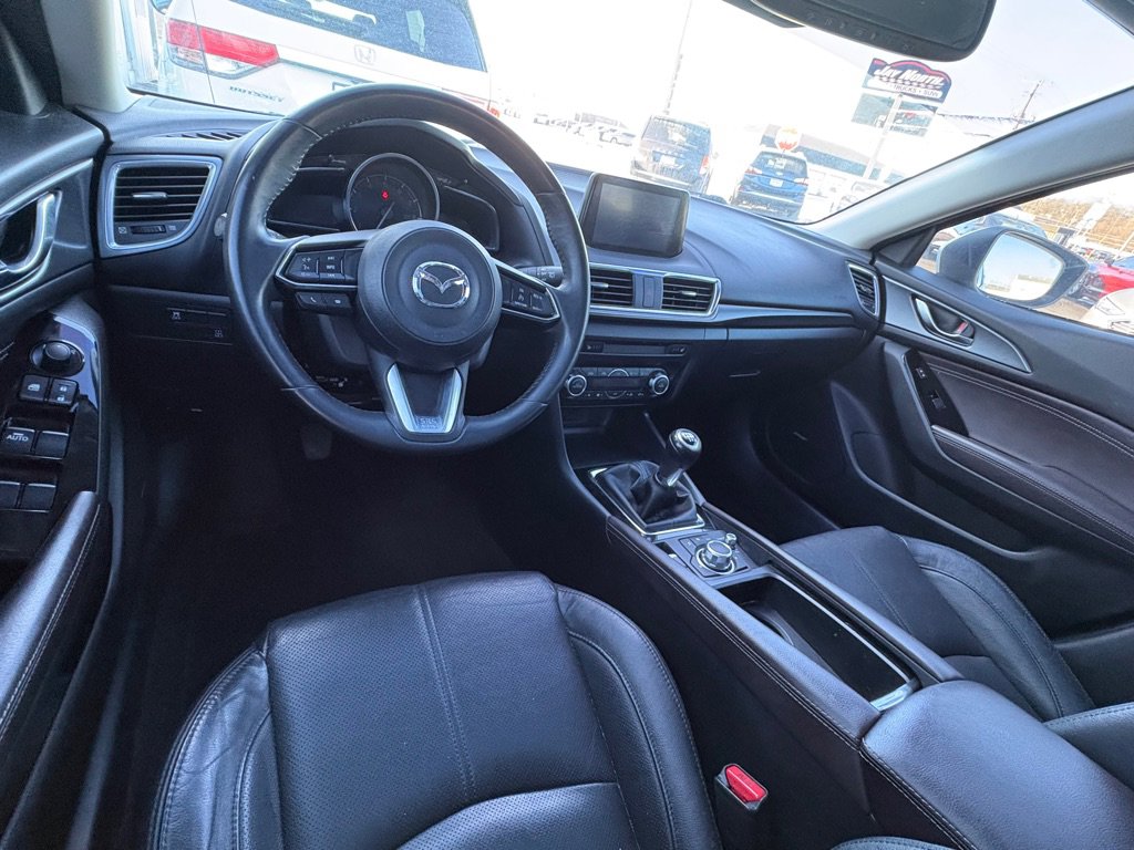 Used 2017 MAZDA MAZDA3 Grand Touring w/ Premium Equipment Package image 11