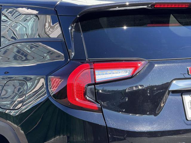 Used 2024 GMC Terrain AT4 w/ Tech Package AWD/4WD image 13