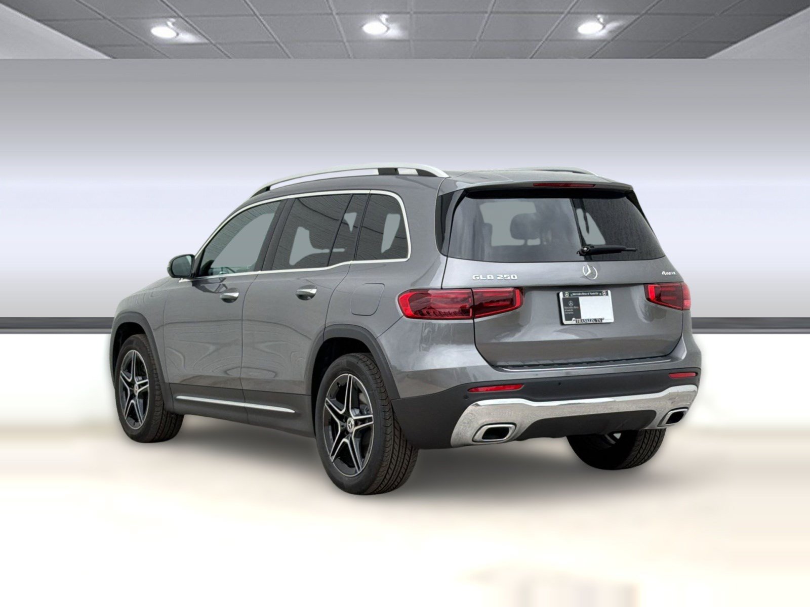 Certified 2026 Mercedes-Benz GLB 250 4MATIC image 3