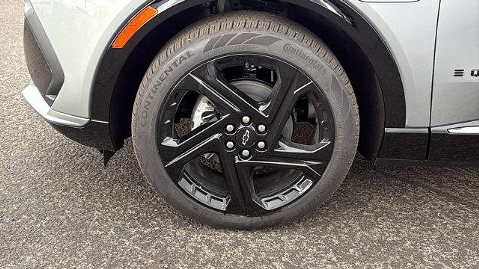 New 2026 Chevrolet Equinox EV RS image 9