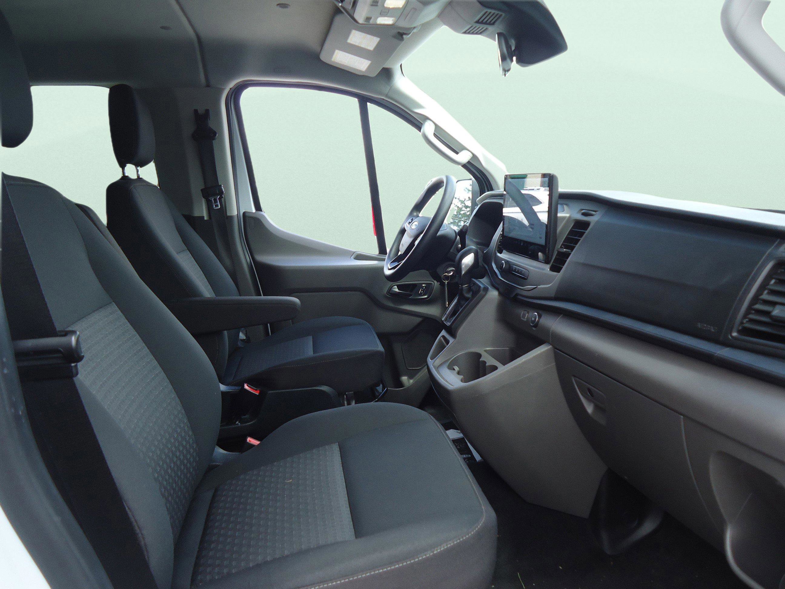 Used 2022 Ford Transit 350 XLT AWD/4WD image 25