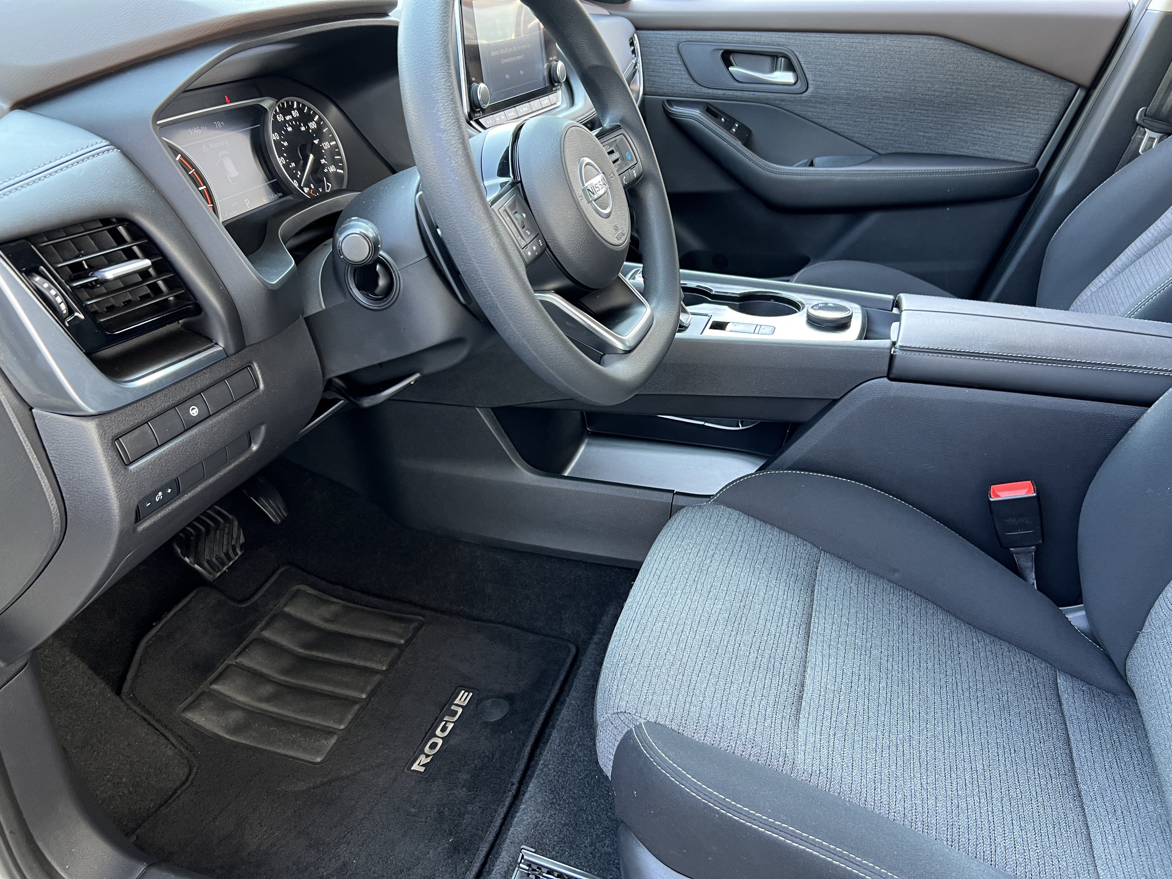 Used 2021 Nissan Rogue SV AWD/4WD image 13
