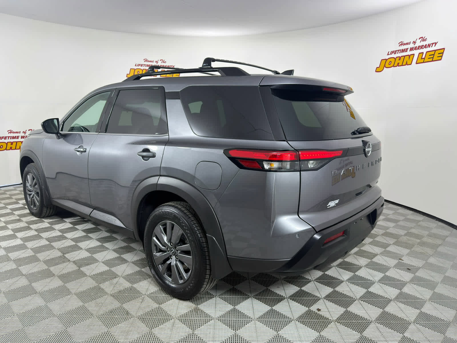 New 2026 Nissan Pathfinder SV image 3