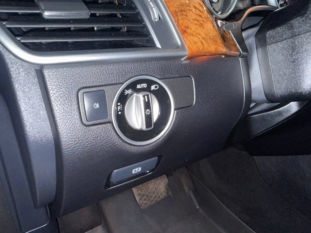 Used 2015 Mercedes-Benz GL 450 4MATIC image 39