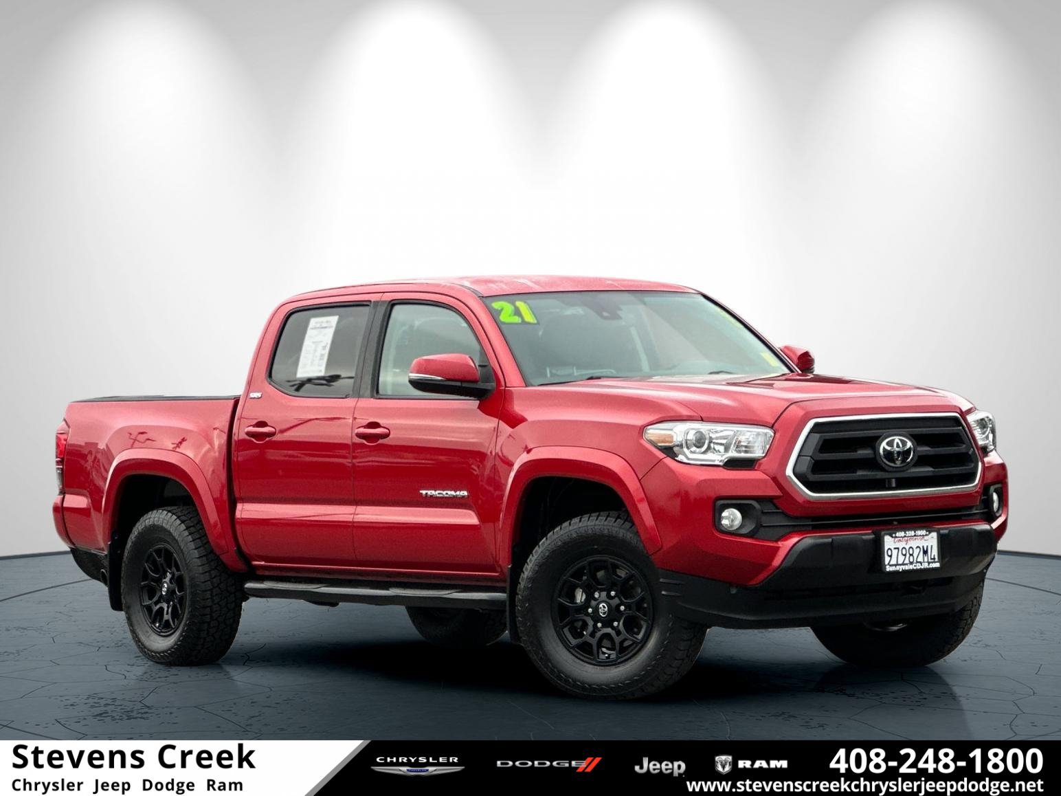 Used 2021 Toyota Tacoma SR5 w/ Technology Package AWD/4WD image 1