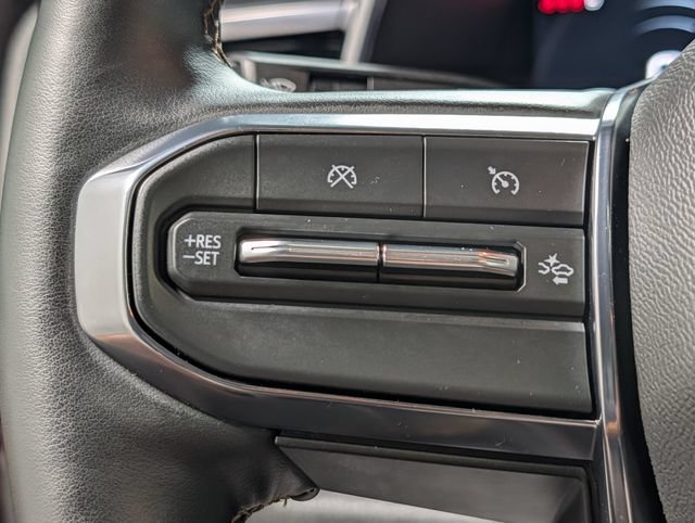 Certified 2024 GMC Canyon AT4 w/ AT4 Premium Package AWD/4WD image 20