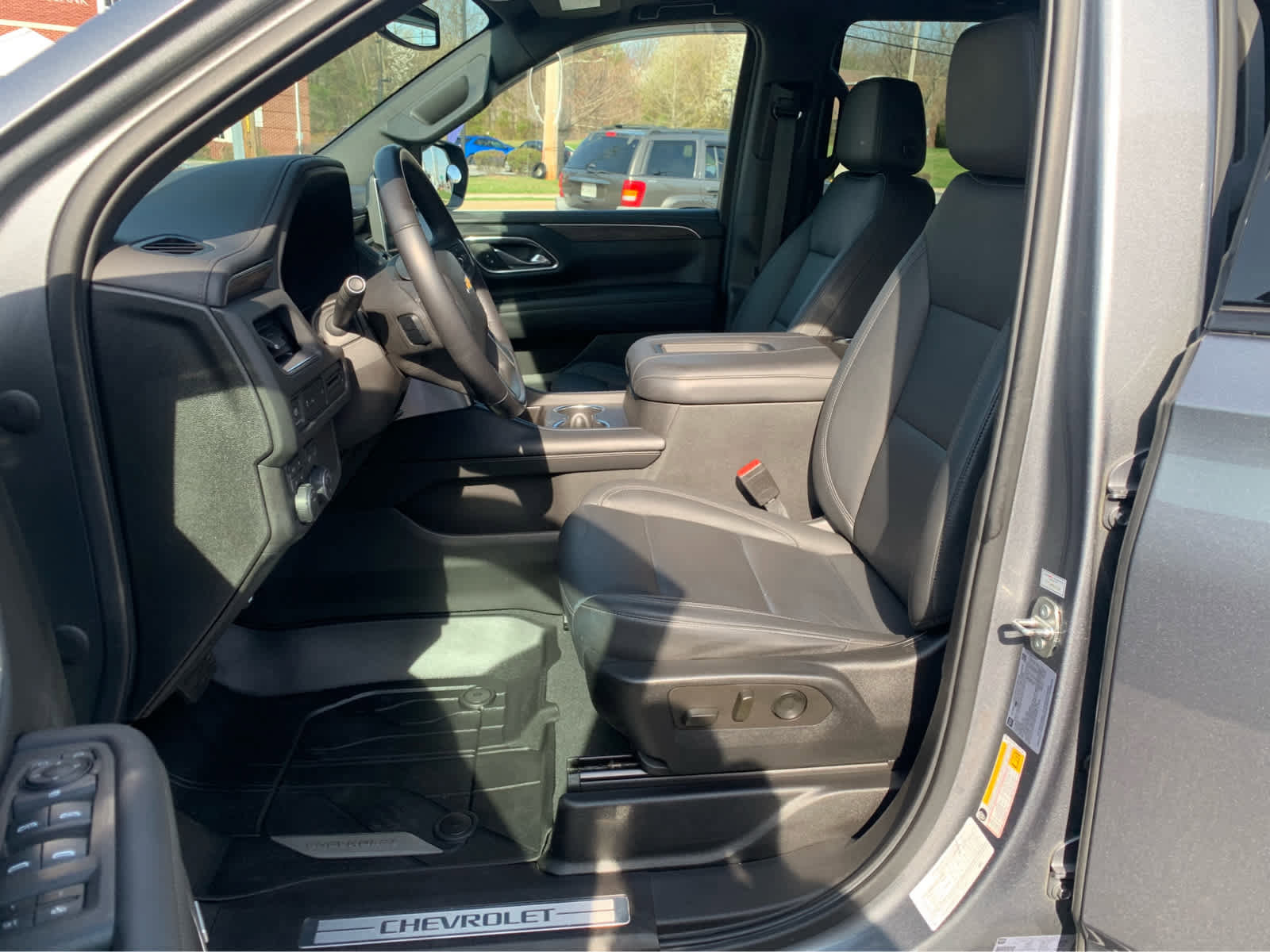 Used 2021 Chevrolet Tahoe LT image 11