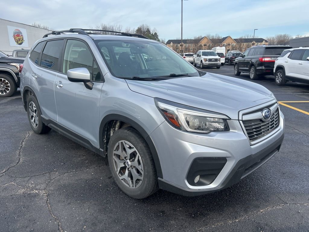 Used 2021 Subaru Forester Premium image 3
