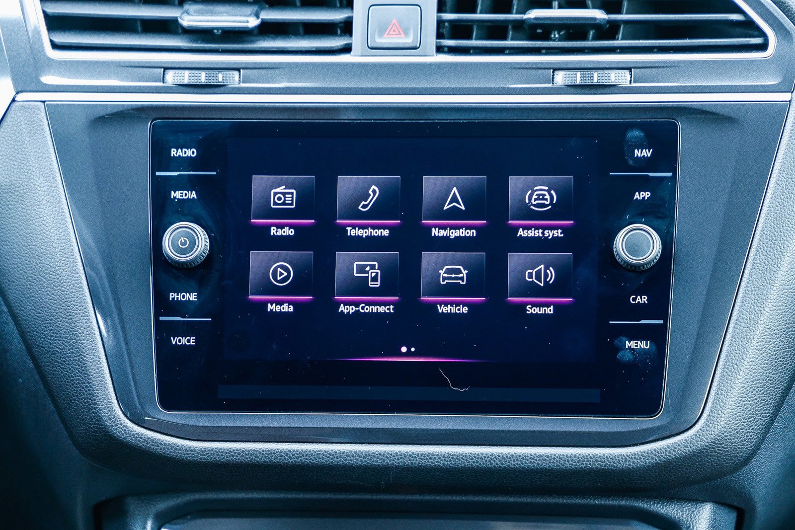 Used 2024 Volkswagen Tiguan SEL R-Line image 12