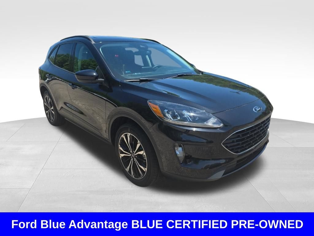 Certified 2022 Ford Escape SEL w/ SEL Stealth AWD Package image 3