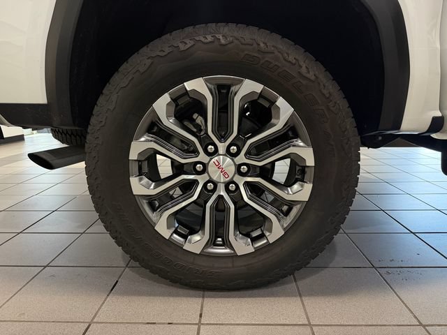 Used 2026 GMC Canyon Denali AWD/4WD image 9