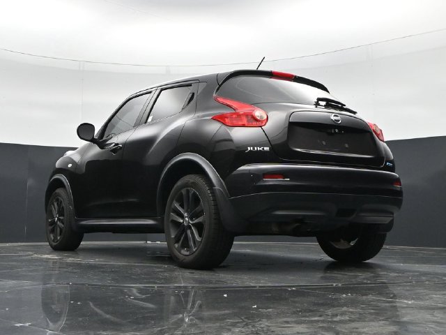 Used 2014 Nissan Juke S FWD image 48