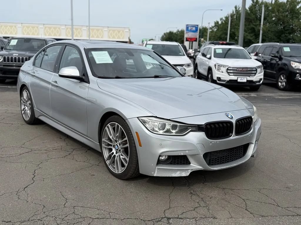 Used 2015 BMW 335i Sedan RWD image 3