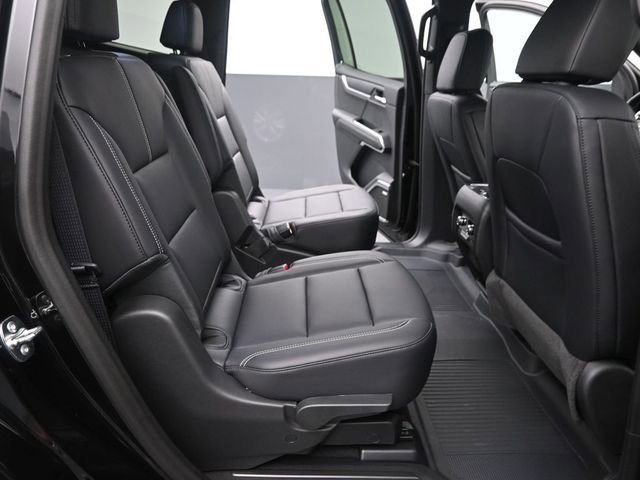 New 2026 GMC Acadia Elevation image 16