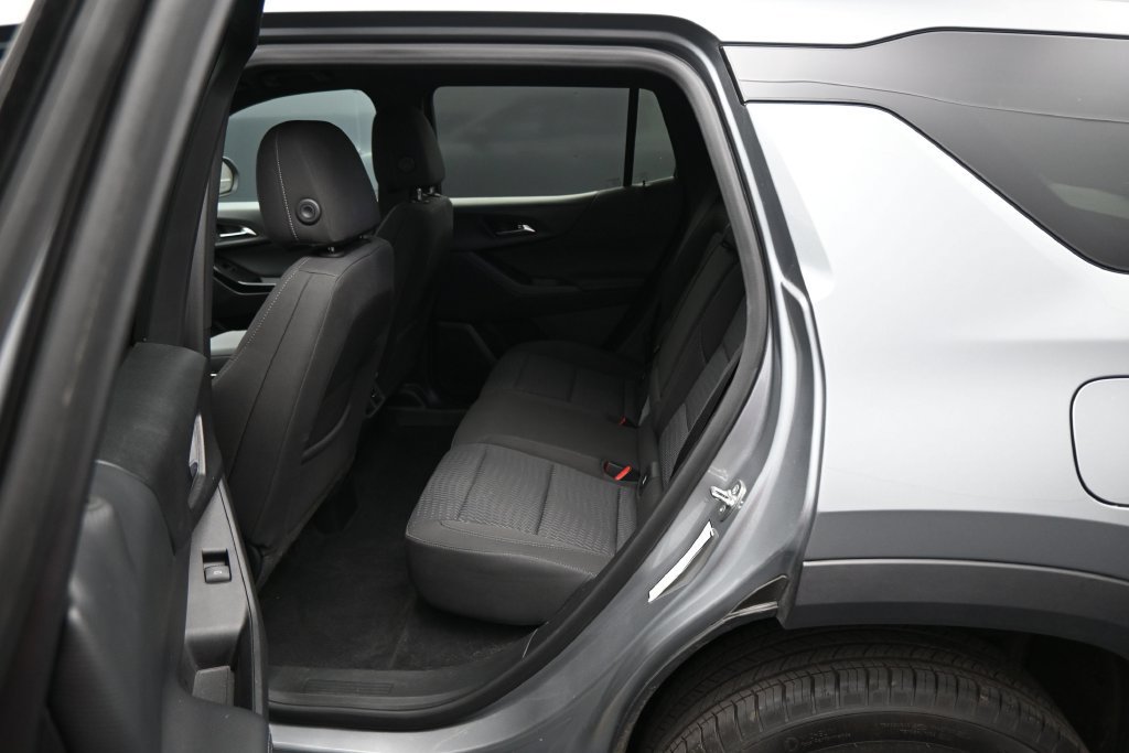 Used 2026 Chevrolet Equinox LT AWD/4WD image 24