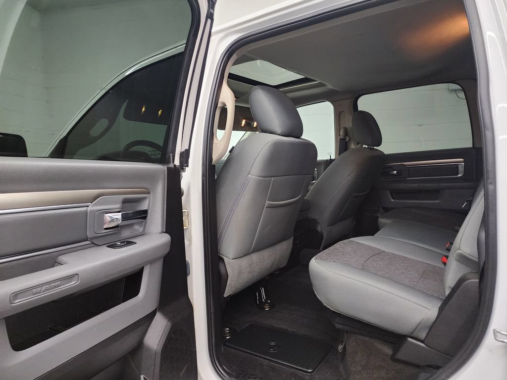 Used 2017 RAM 2500 Big Horn w/ Sport Appearance Group AWD/4WD image 24