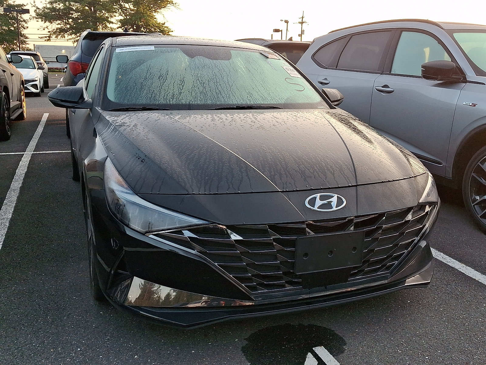 Used 2023 Hyundai Elantra Limited FWD image 4