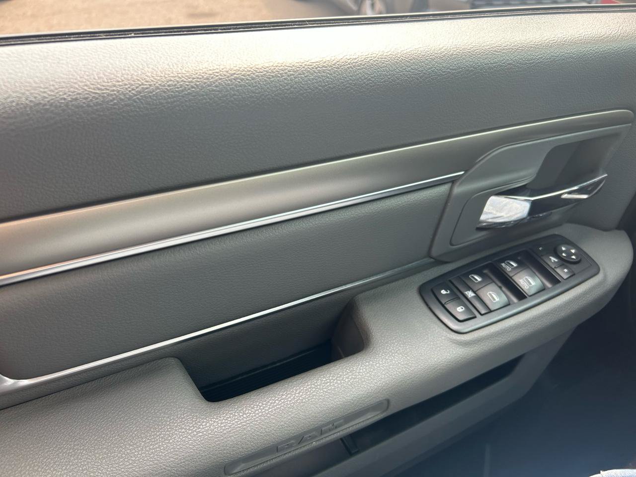 Used 2018 RAM 1500 Big Horn AWD/4WD image 28