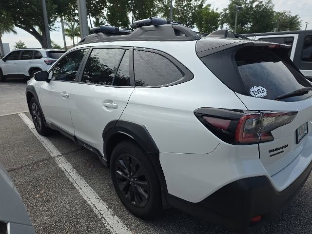 Used 2023 Subaru Outback Onyx Edition AWD/4WD image 4