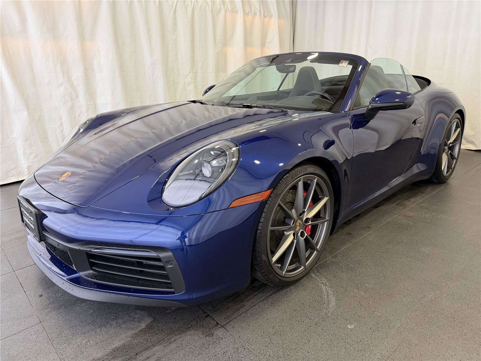 Certified 2022 Porsche 911 Carrera 4S image 10