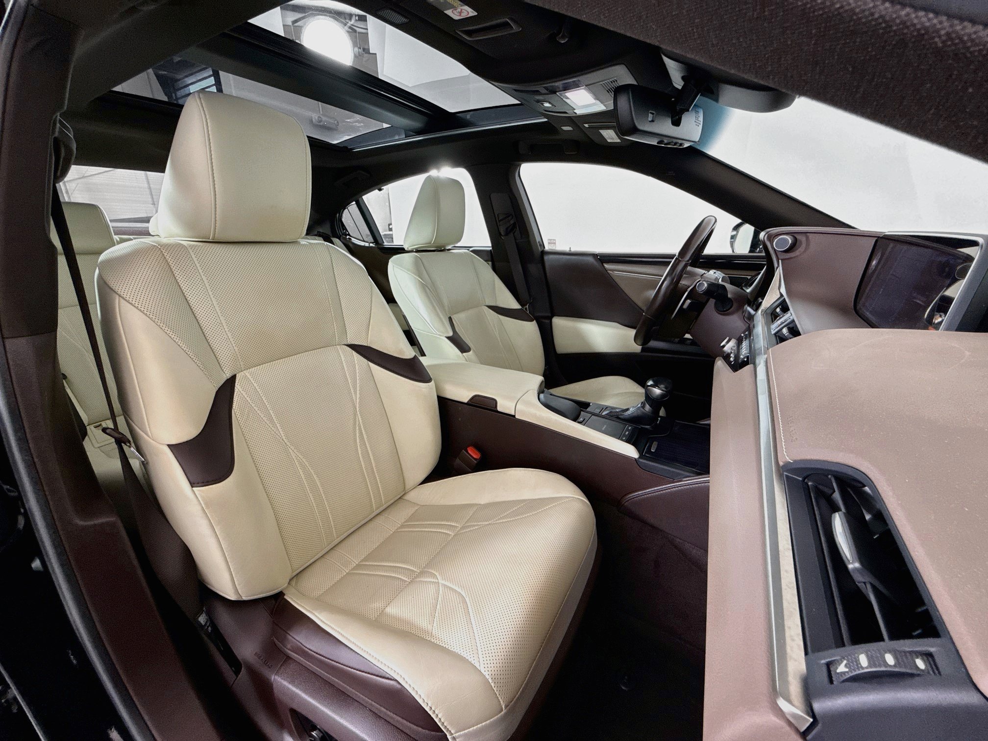 Certified 2021 Lexus ES 350 Ultra Luxury FWD image 29
